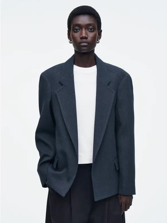 Jackets & Blazers - NWT COS Oversized Exaggerated-shoulder
Denim-look Blazer - Blue